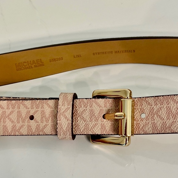 MICHAEL KORS Signature Stripe Fanny Pack/ Crossbody Bag, Pink w/ MK Logo - NWT - Picture 15 of 16